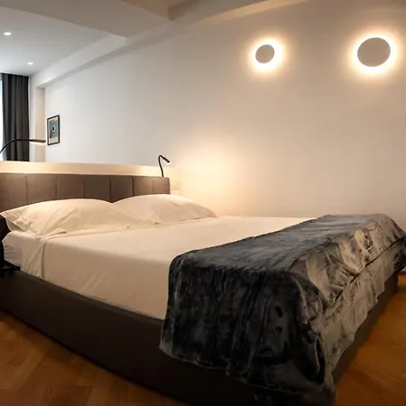 招待所 Cosy